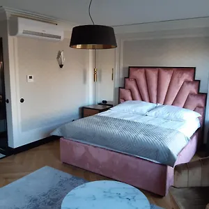 Kr47 Kossak Apartment