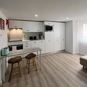 https://casinha-dos-remedios.hotels-lisbon-portugal.com