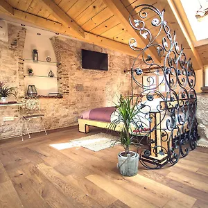 https://luxury-loft-in-split.splithotels.org